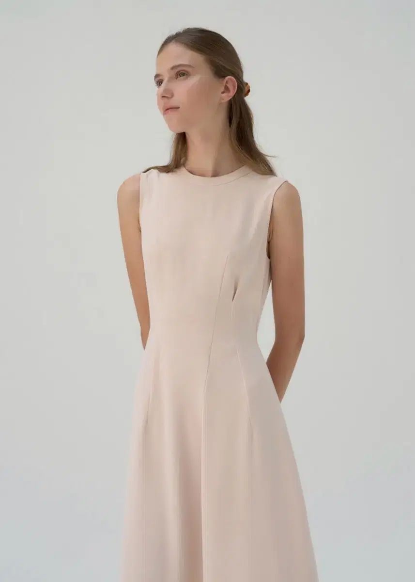 SIE 8月のドレス (SANDRO Maje Isabel Marant ZARA COS Roger Vivier