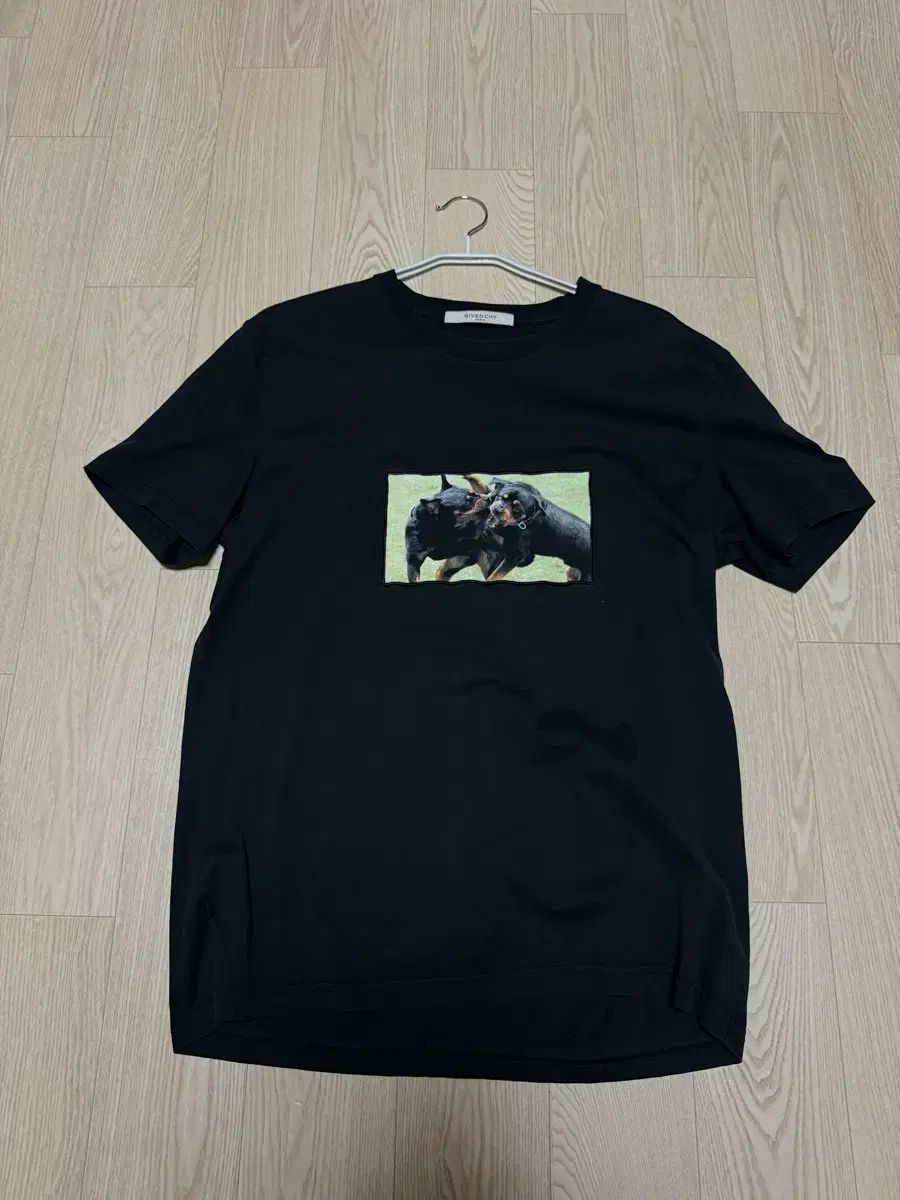 ジバンシィ ロットワイルダー 半袖Tシャツ xl