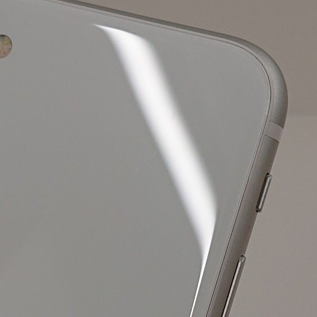 iPhoneSE 第2世代 128GB ドコモ ホワイト 送料無料 本体 c20100 - メルカリ