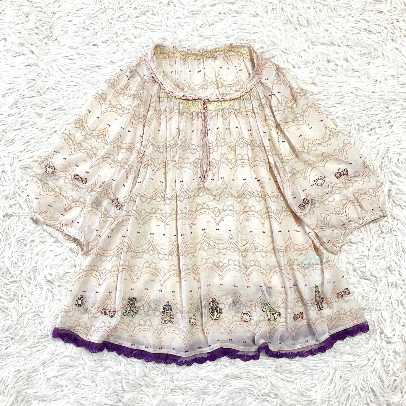 cherir la femme 刺繍入り シアー生地のシフォンブラウス バルーン 