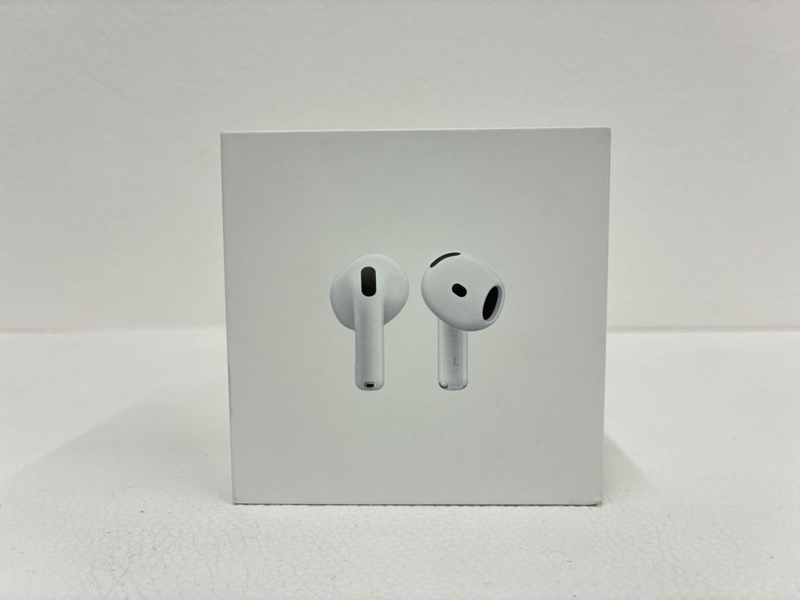 【新品・未開封】AirPods 4 MXP63J/A ノイズキャンセリング機能なし