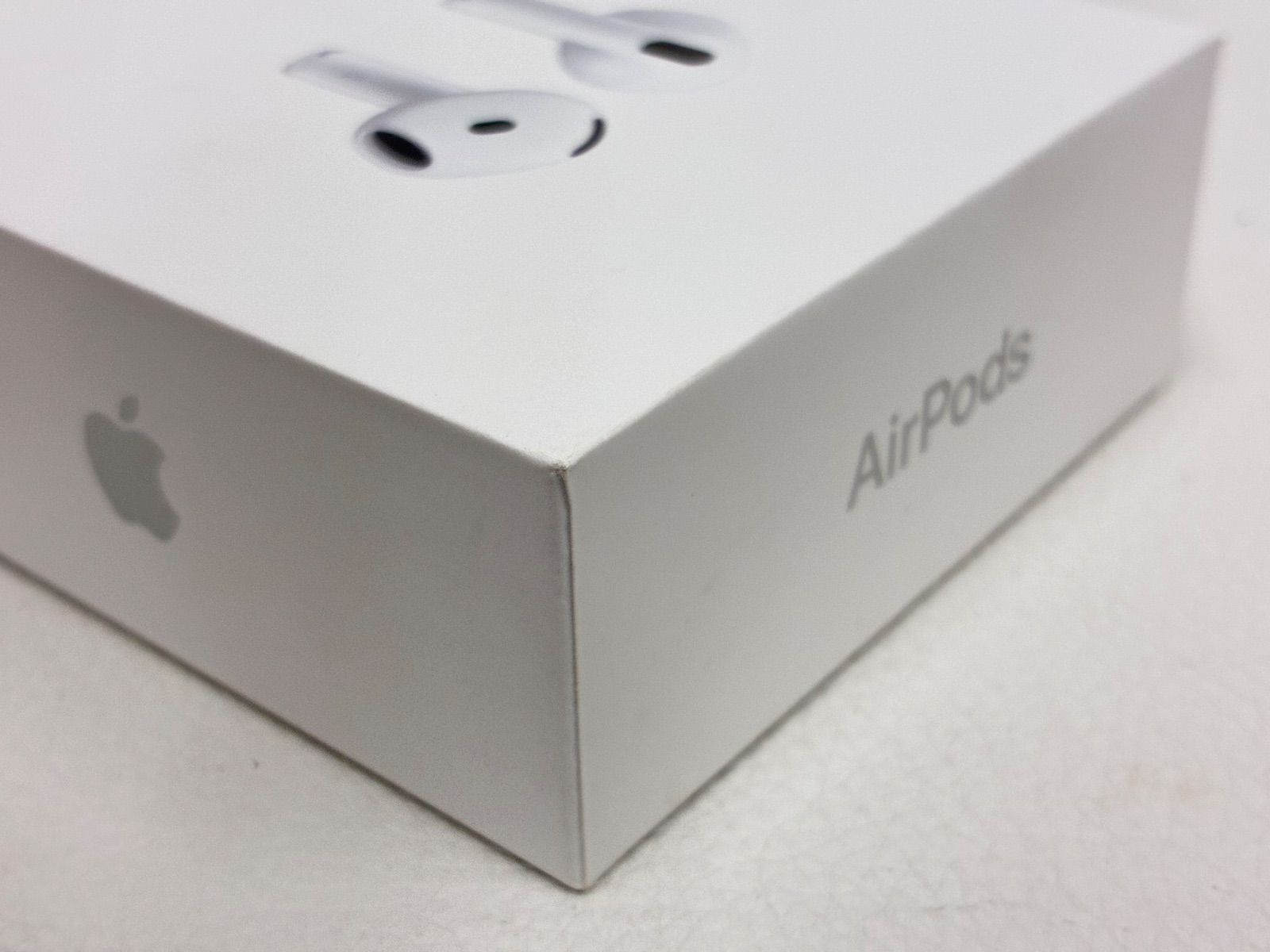 新品・未開封】AirPods 4 MXP63J/A ノイズキャンセリング機能なし