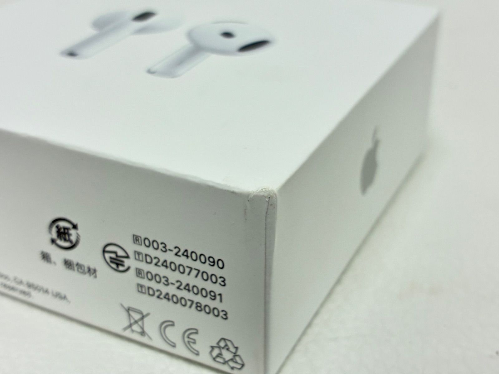 新品・未開封】AirPods 4 MXP63J/A ノイズキャンセリング機能なし