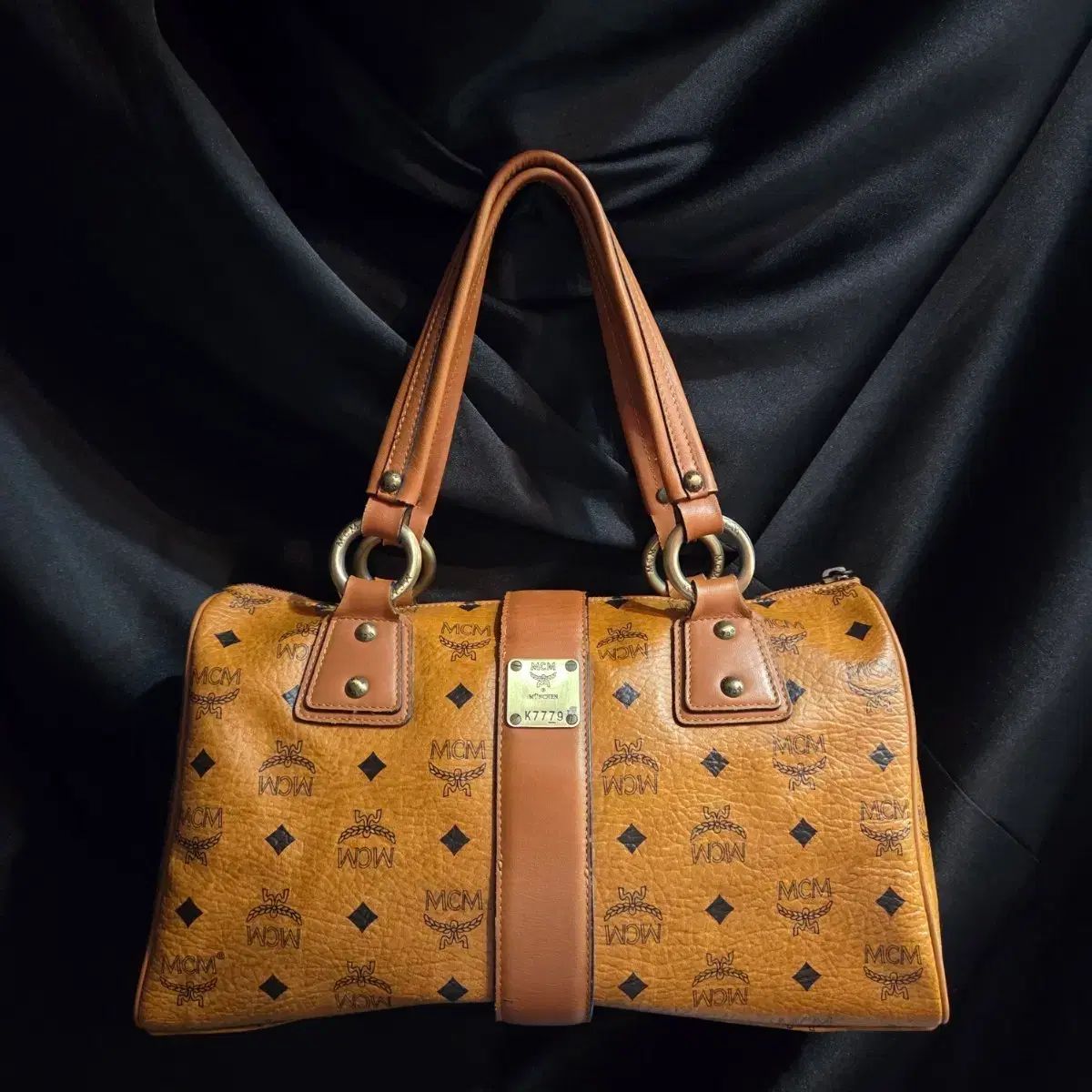 MCM ヴィセトス トートバッグ ブラウン
