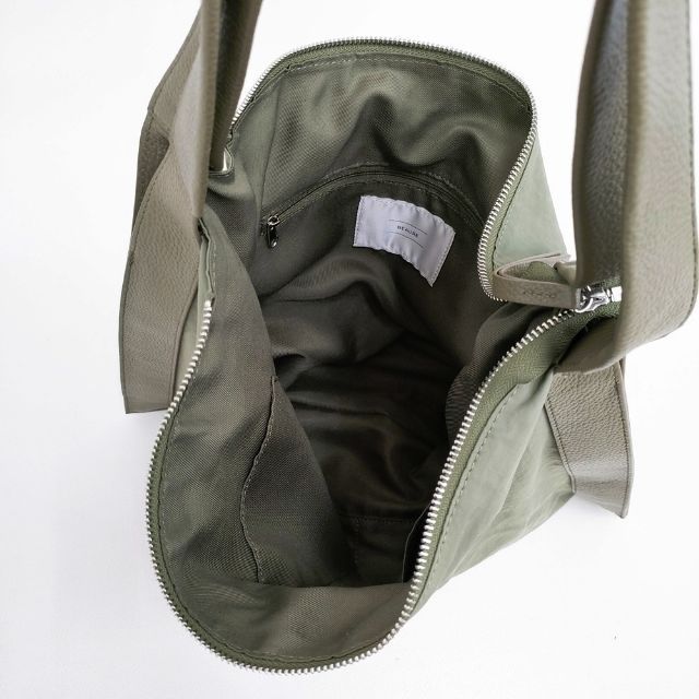 Beaure レザー コンビ ナイロン 定価10450円 牛革 レザー ショルダー 