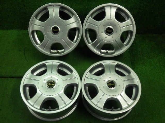 長期保管品/未使用/社外アルミ　13インチ×5J/+32/PCD100・114.3・4穴マルチ　ハブ72mm　4本セット