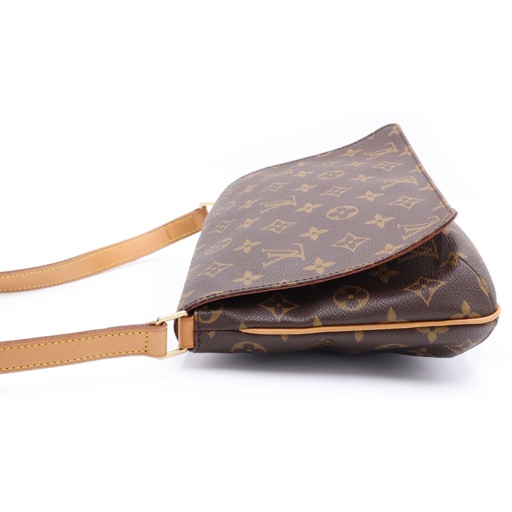 LOUIS VUITTON (ルイヴィトン) モノグラム ミュゼットタンゴ