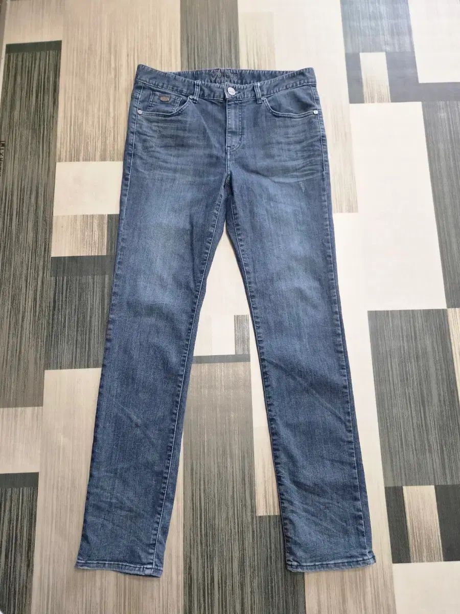 GUESS メンズ デニム ズボン 33