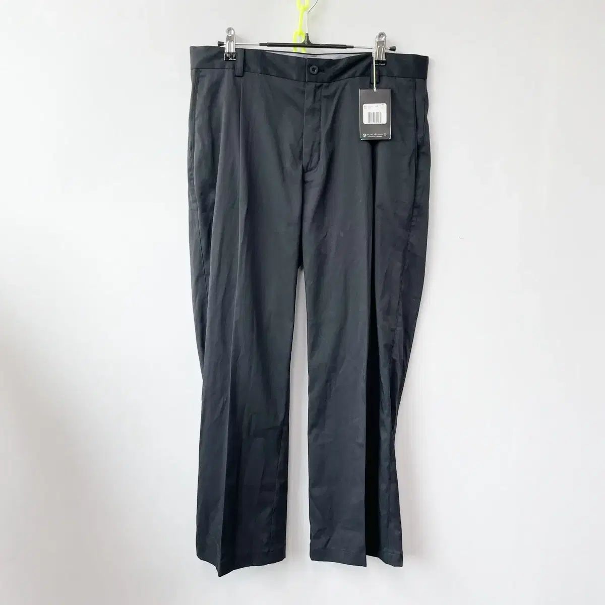 ナイキゴルフ タグ新品 メンズゴルフパンツ 33 ジーンズ センス 6,128円