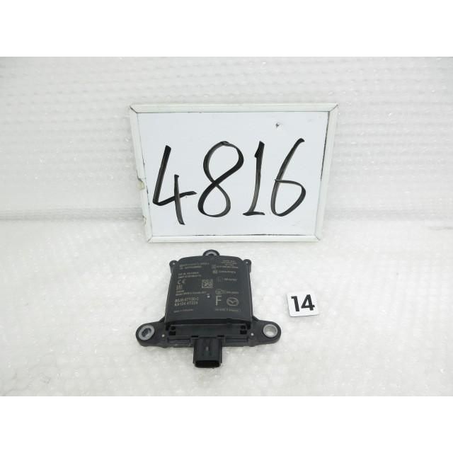 R2年 ＭＡＺＤＡ３ 5BA-BPFP (14)ブラインドスポットモニタリング センサー フロント左側 B0J8-67-Y30C 207767 4816