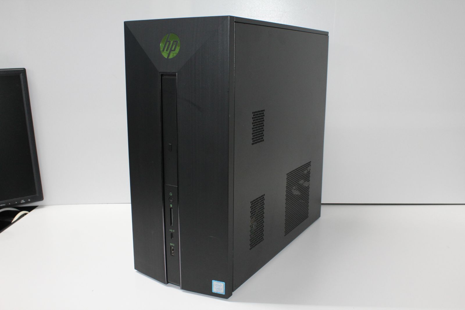 中古デスクトップPC】HP〈Pavilion Power Desktop〉Core i7/SSD256GB+