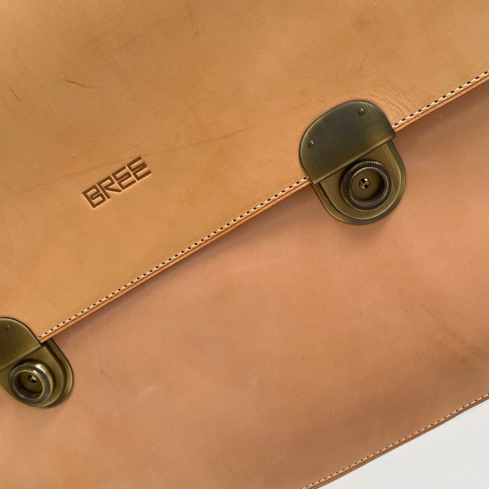 美品BREE ブリー 2WAY ボストン　ハンドバッグ ショルダーヌメ革 美品 BREE ヌメ革 ビジネスバッグ 2way ブリー - メルカリ