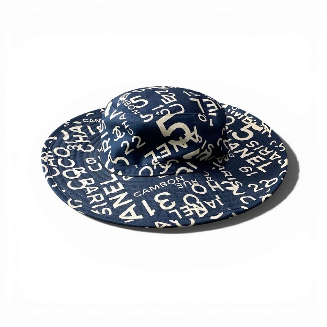 CHANEL シャネル 2002 By Sea Logo Coco Mark Bucket Hat ネイビー