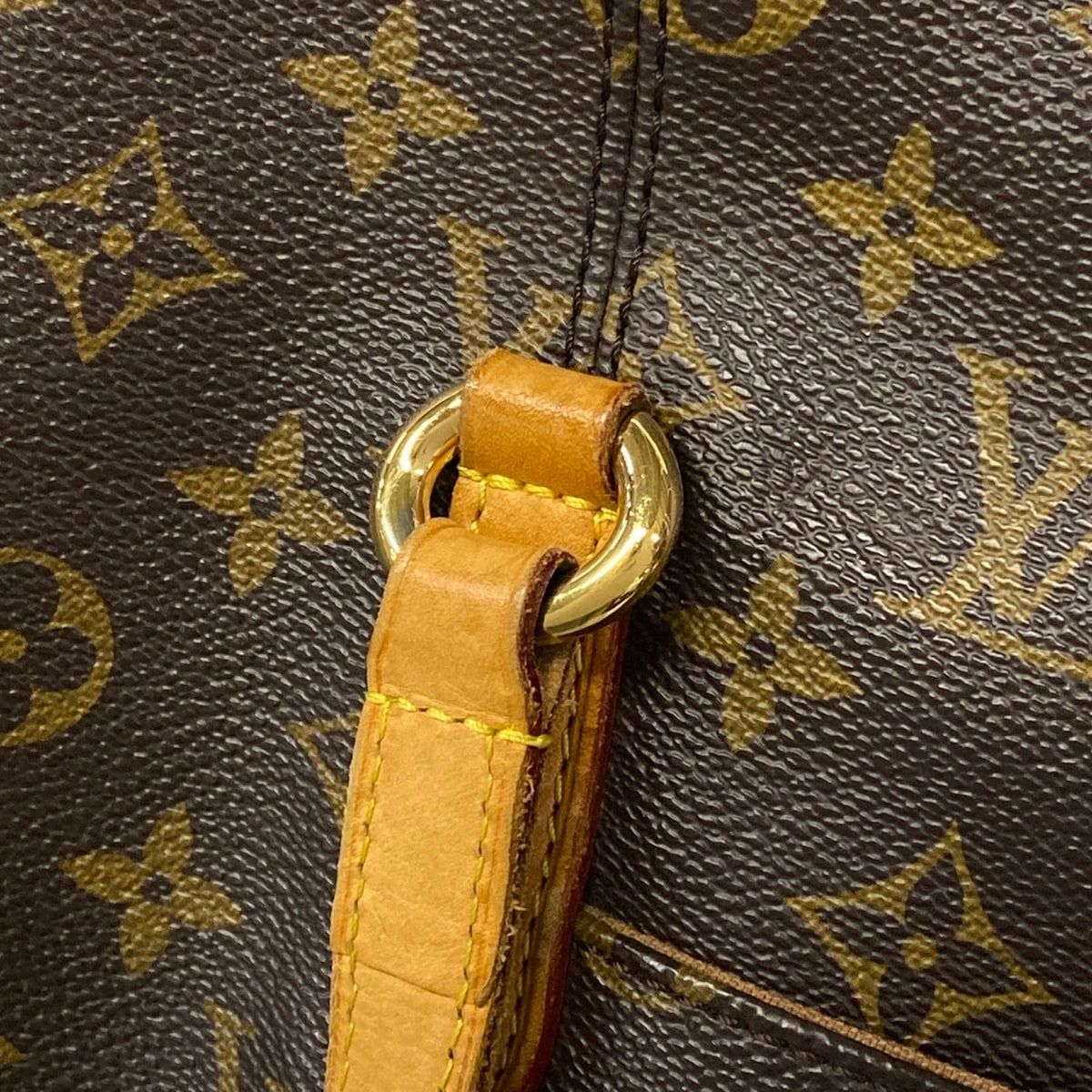 LOUIS VUITTON(ルイヴィトン) ショルダーバッグ モノグラム トータリー