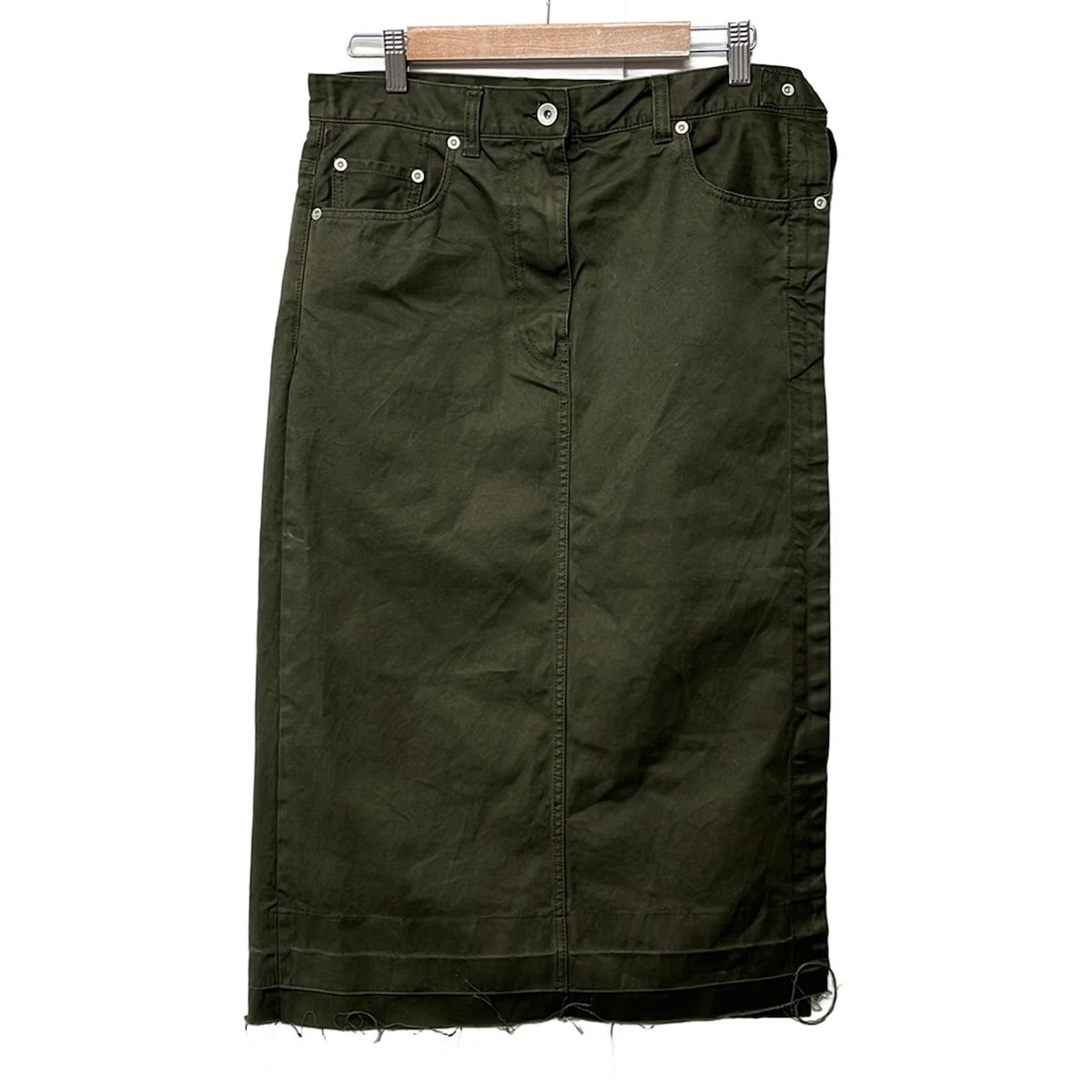 Sacai(サカイ) ロングスカート サイズ2 M レディース美品 - 22-06201 カーキ カットオフ/変形デザイン