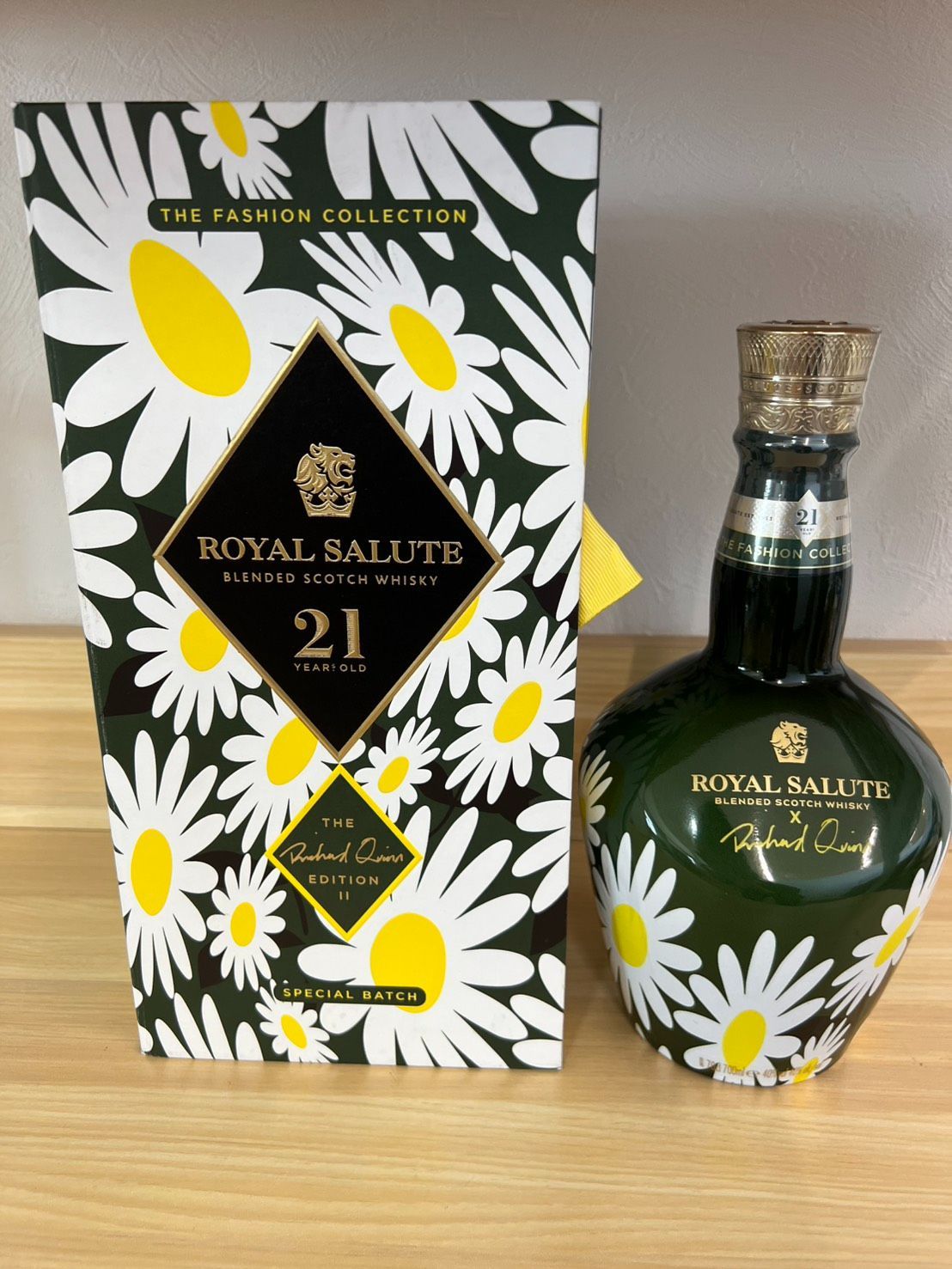 未開栓 ROYAL SALUTE 21年 Richard Quinn Edition II 700ml 箱付 ロイヤルサルート A295