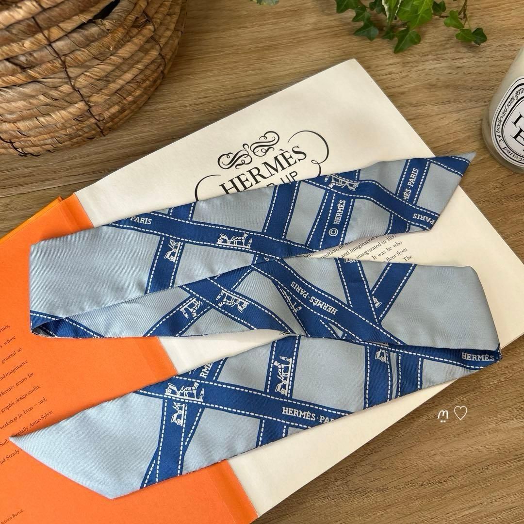 HERMESエルメス ツイリー ボルデュックリボン シルクスカーフ