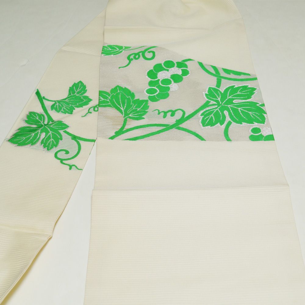 夏物 名古屋帯 絽 取方に葡萄模様 正絹 お太鼓柄 銀糸 乳白色系