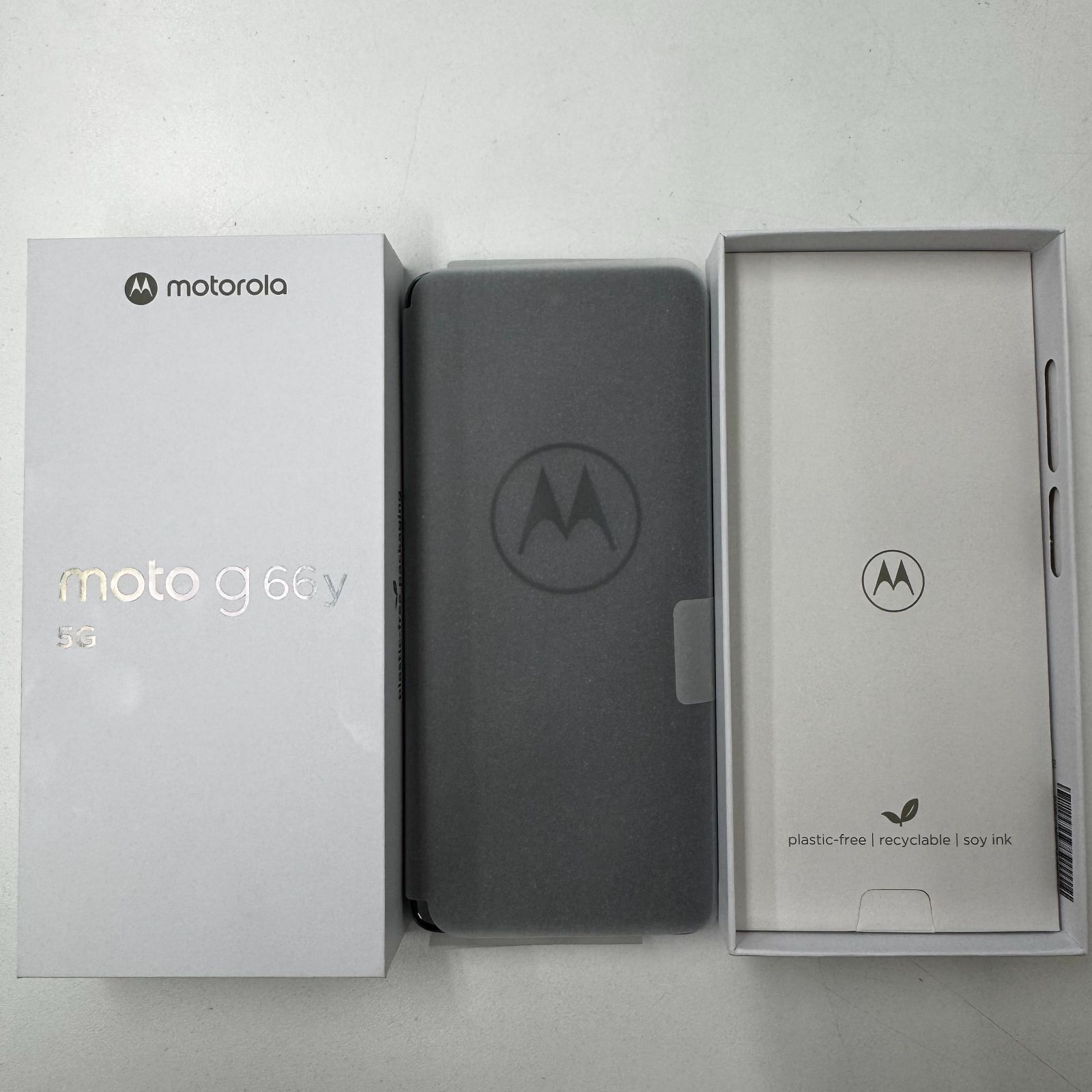 新品・未使用 moto g66y 5G PANTONE Gray Mist - メルカリ