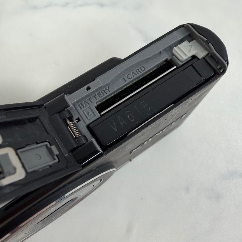 Panasonic DMC-FX40 LUMIX コンパクトデジタルカメラ ブラック 525K