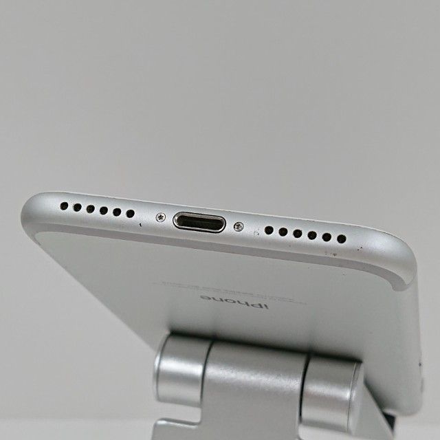 iPhone7 32GB ドコモ シルバー 送料無料 本体 c20188 - メルカリ