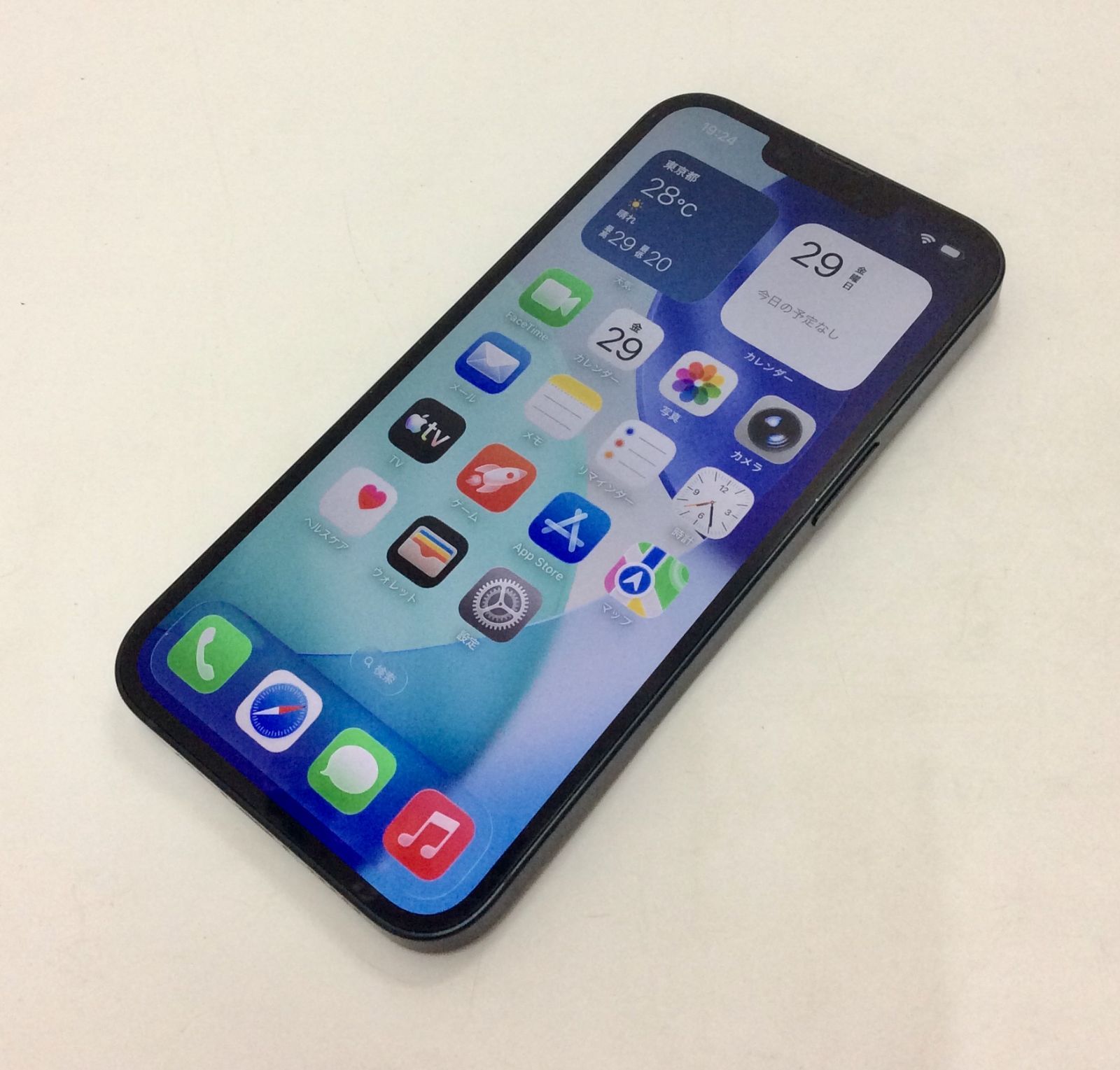 【美品】Apple iPhone 13 ミッドナイト 128GB 判定○ SIMフリー 初期化済 バッテリー最大容量84% K0530