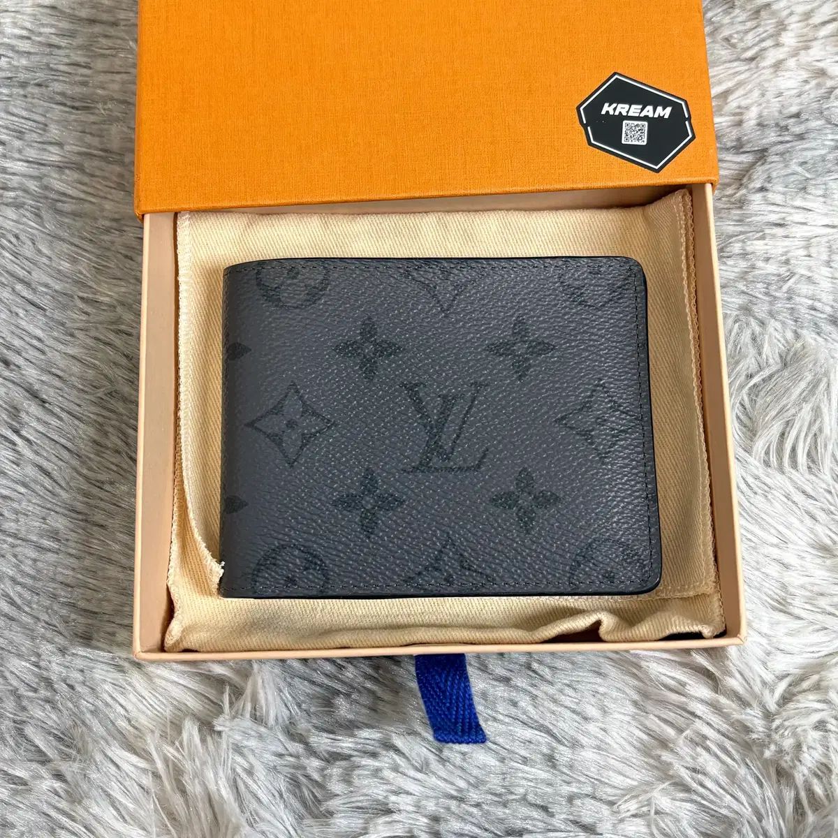 Louis Vuitton エクリプス REVERSE 二つ折り財布