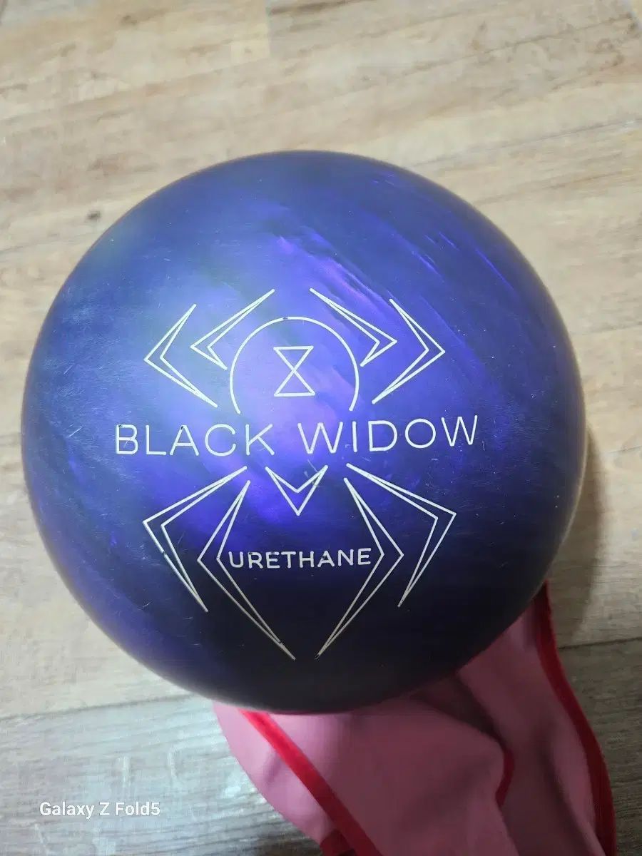 black widow（ブラックウィドウ） ウレタン パープル 