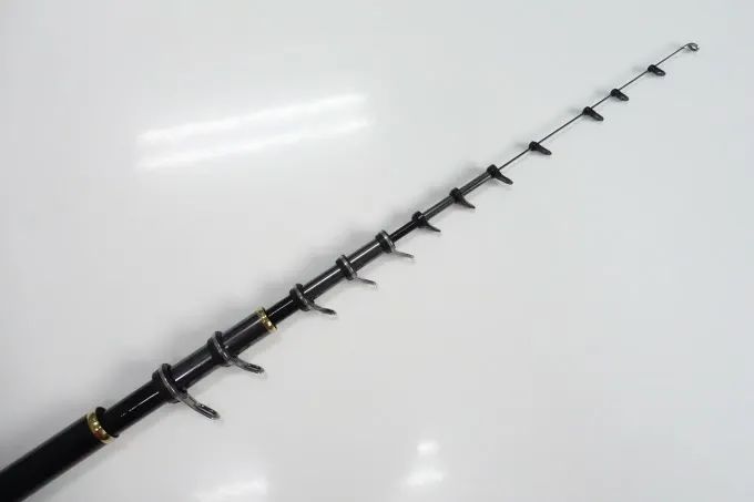 1)【中古品】【送料無料】シマノ 18 イソ リミテッド 1.5-530 マイティ