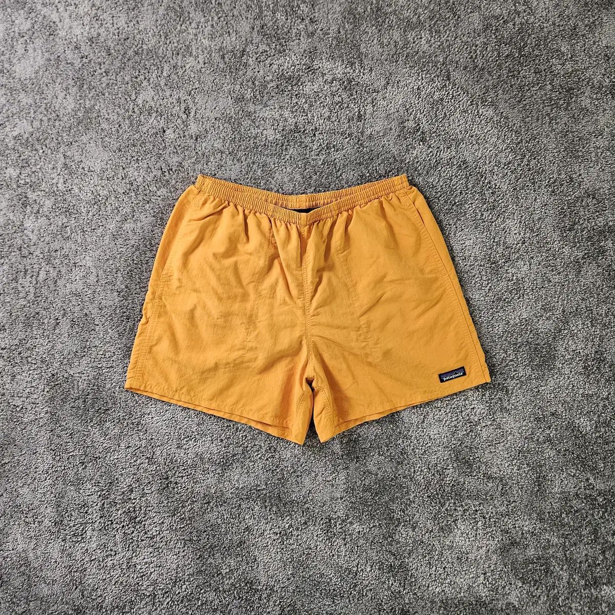 Patagonia ナイロン ハーフパンツ