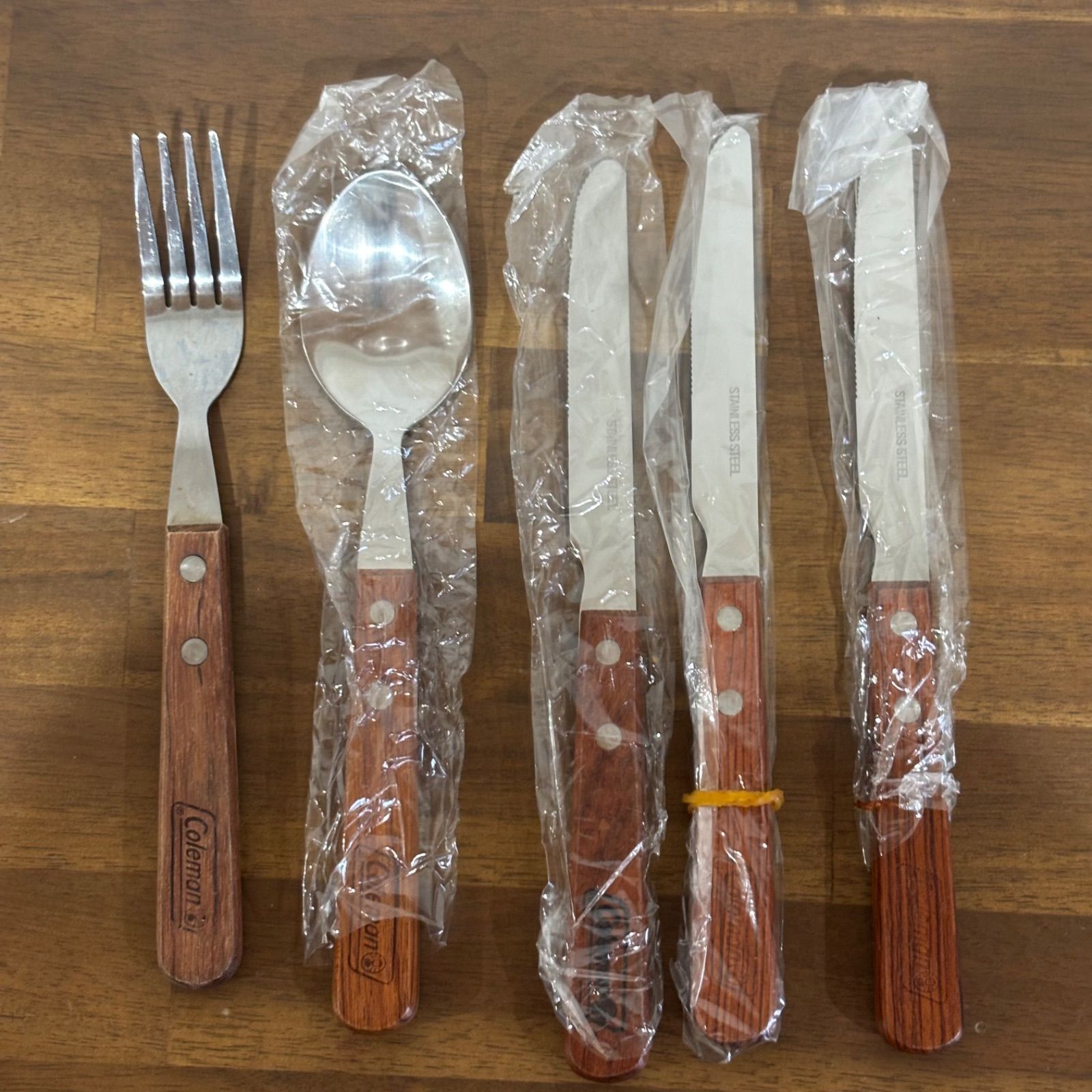 Coleman コールマン プレート カトラリー セット 専用ケース付き