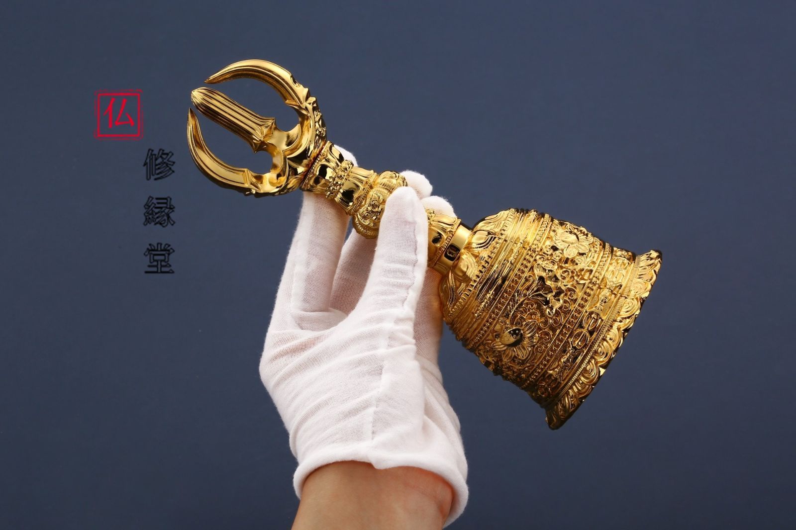 修縁堂】真言密教 仏具 鎮壇 鬼面三鈷铃三鈷杵金剛盤 - メルカリ