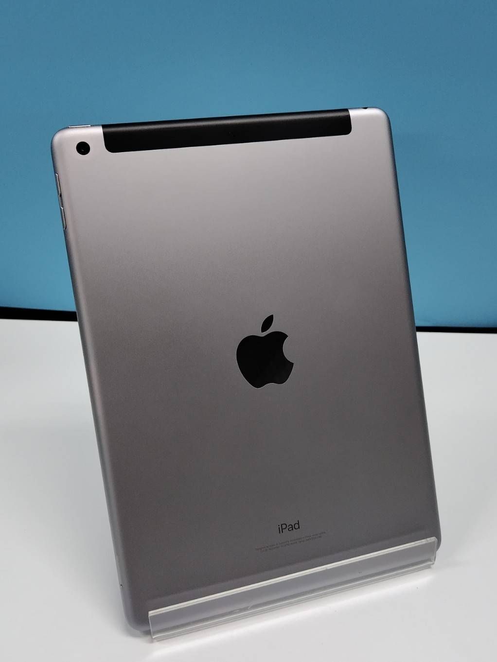 iPad 第6世代/Wi-Fi+セルラー/32GB/A1954〈MR6N2J/A〉 - メルカリ