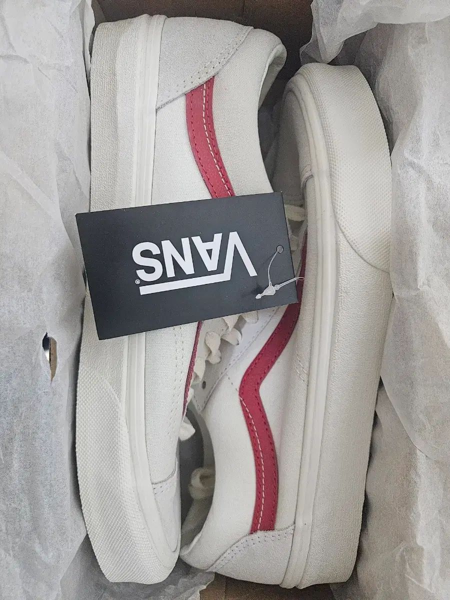 新品 260 VANS ヴァンズ スタイル36 レーシング レッド スニーカー スポーツ