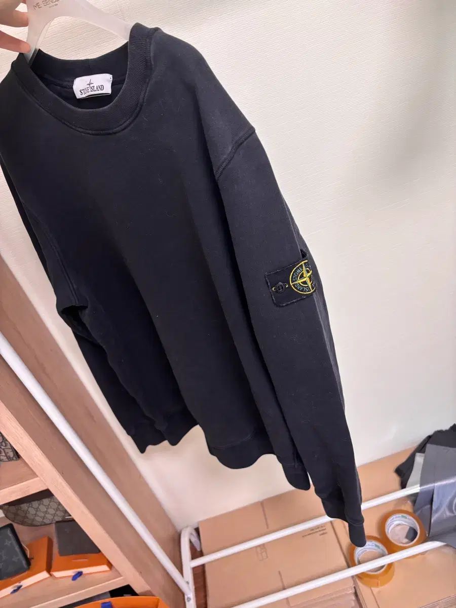 正規品 STONE ISLAND ストーンアイランド スウェット ブラック