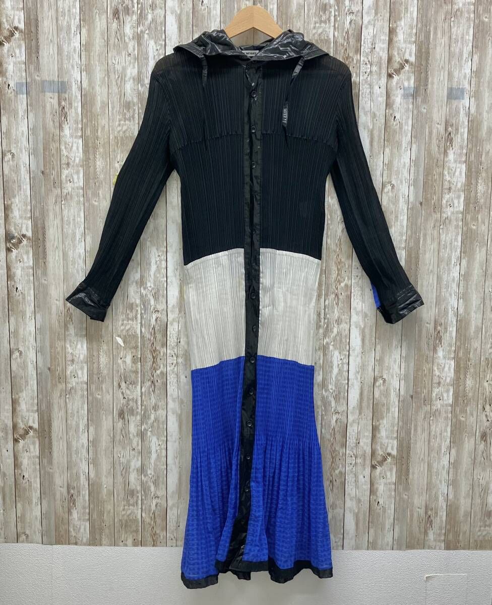 ISSEY MIYAKE イッセイミヤケ IN61-FH803 レディース コート フード有 ブラック ブルー チェック
