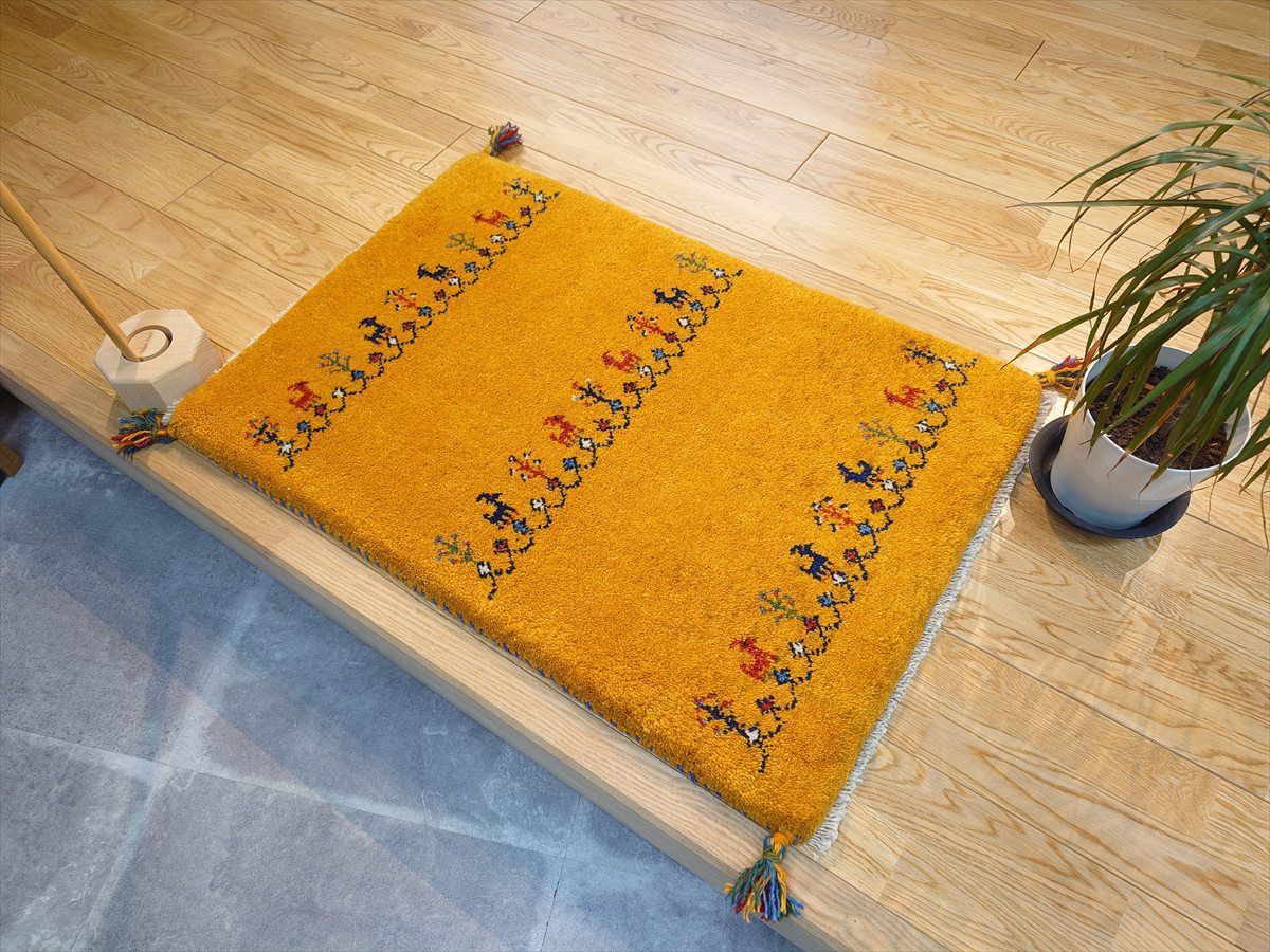 ハンドメイド ペルシャ ギャッベ 玄関マット ラグ 86x60cm 黄金色 ヤギ 羊 生命の木 RJ15407