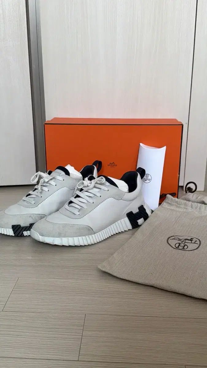 フルセット Hermes エルメス バウンシング スニーカー 43 (280) 95,852円