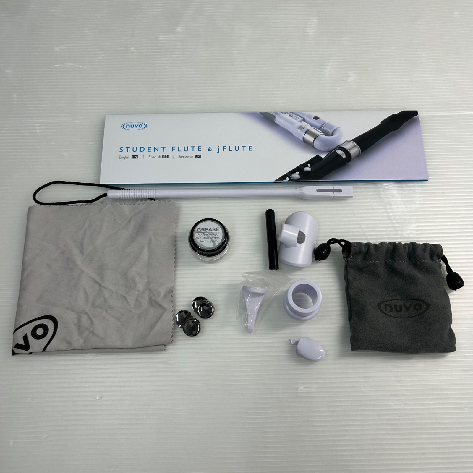 ☆フルート 管楽器 吹奏楽器 プラスチック楽器☆nuvo student flute ホワイト ☆フルート 管楽器 吹奏楽器 プラスチック楽器☆nuvo student flute ホワイト