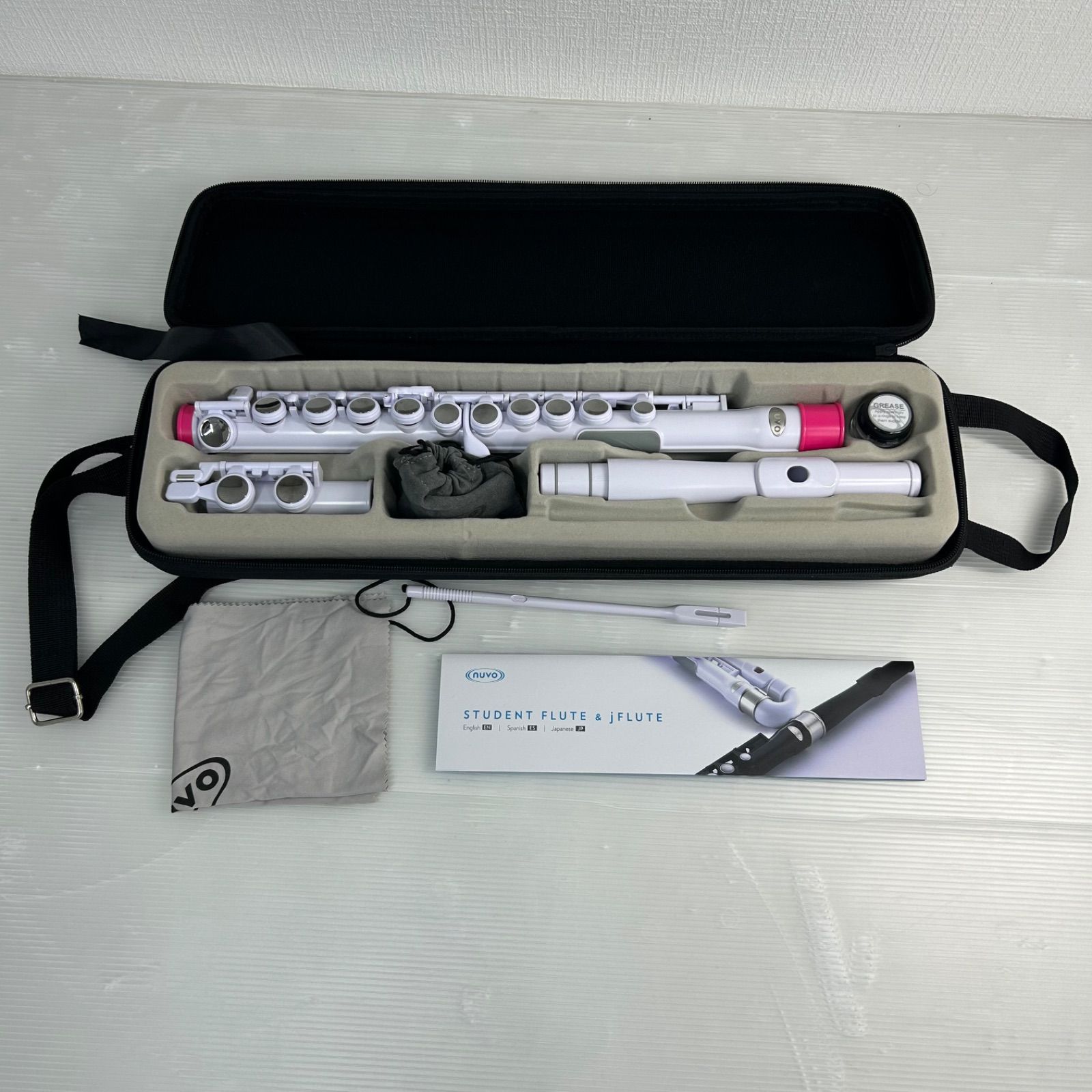 ☆フルート 管楽器 吹奏楽器 プラスチック楽器☆nuvo student flute