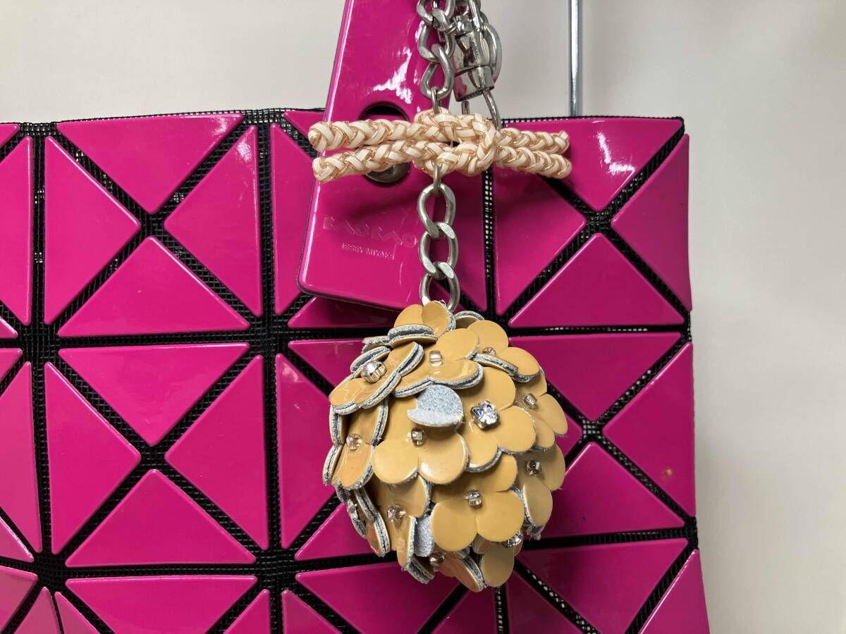 BAO BAO バオバオ ISSEY MIYAKE イッセイミヤケ ハンドバッグBB 21-AG113 ピンク 通念