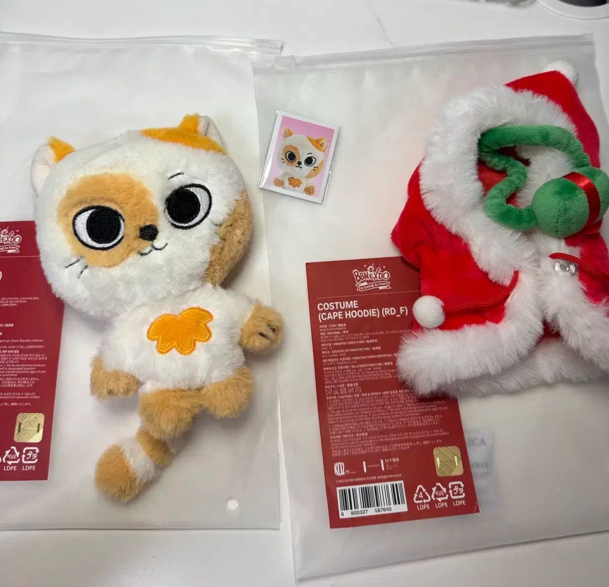 ネック キャット リー キーホルダー ソンホ サンタ クリスマス WHO