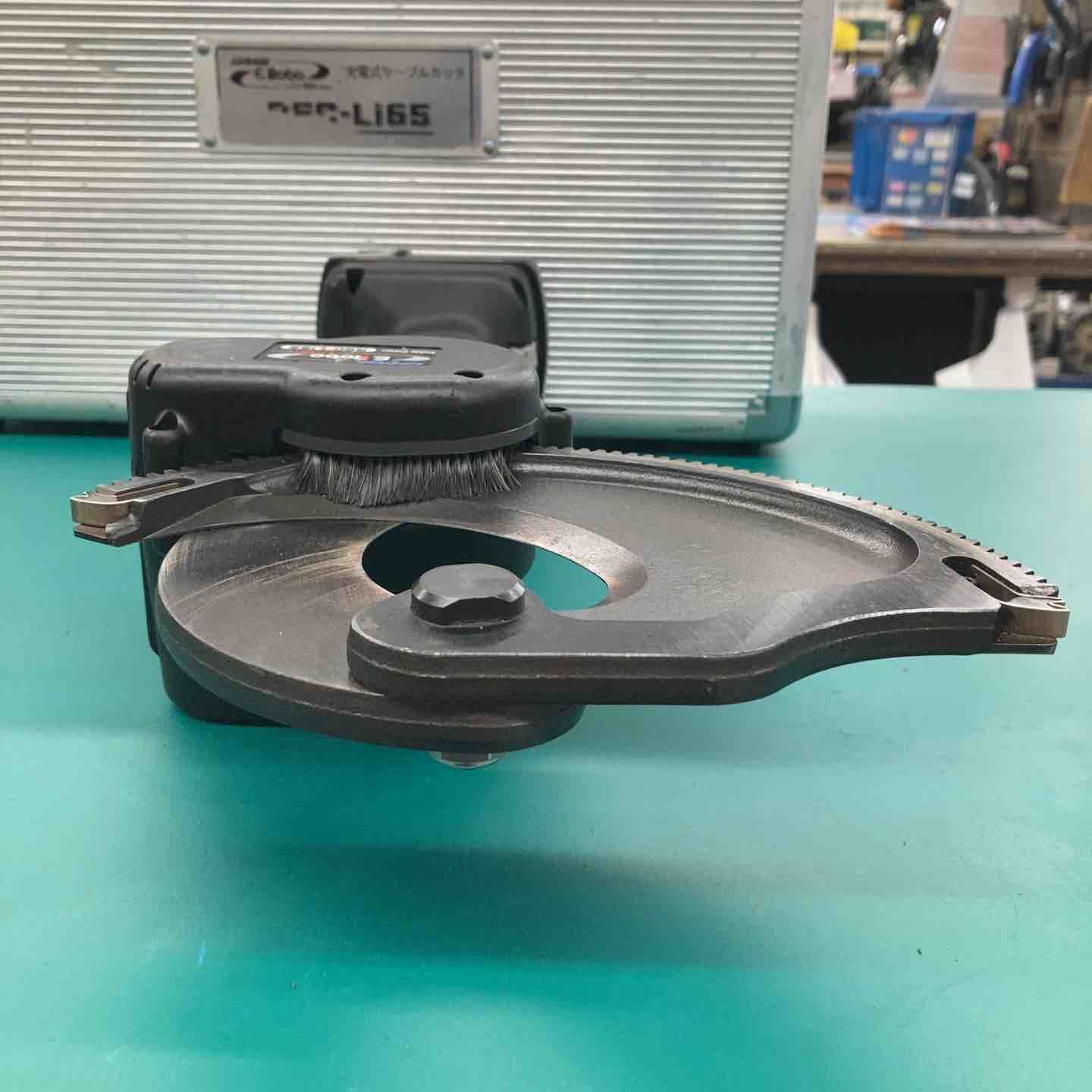 品】◇泉 充電式ケーブルカッタ RECLI65【戸田店】 ◇泉 充電式