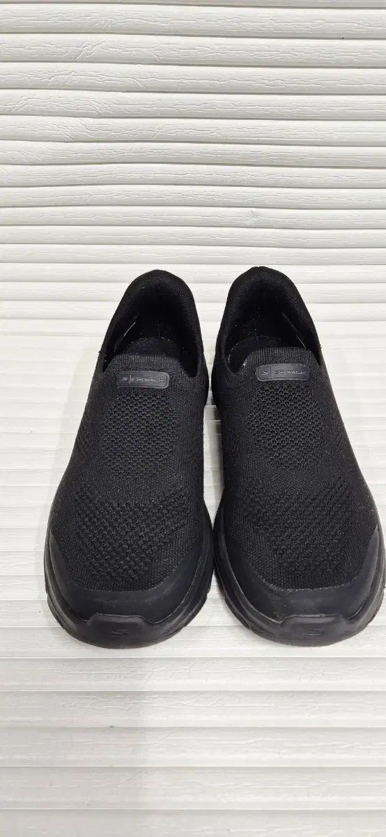 SKECHERS ゴーウォーク8 スリップインズ スリッポン 23.5cm