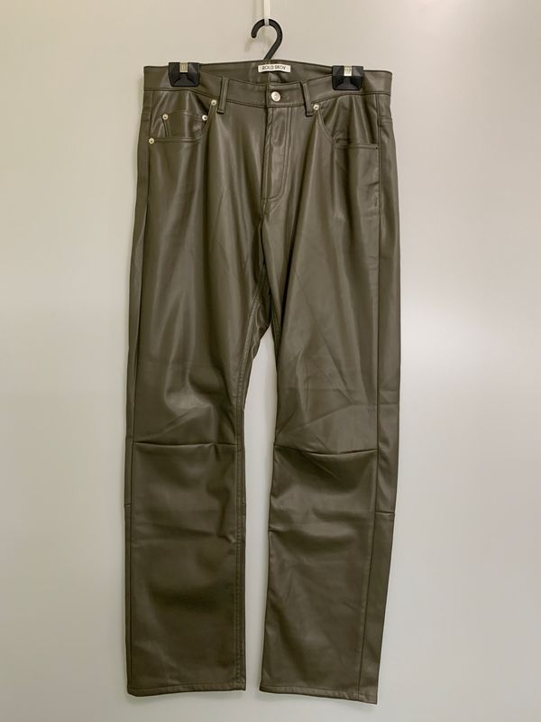 【中古品】 ROLD SKOV ロールド スコフ ECO LEATHER LOOSE BIKER PANTS エコ レザー ルーズ バイカーパンツ メンズ ボトムス 【152-260530-KS-35-min】