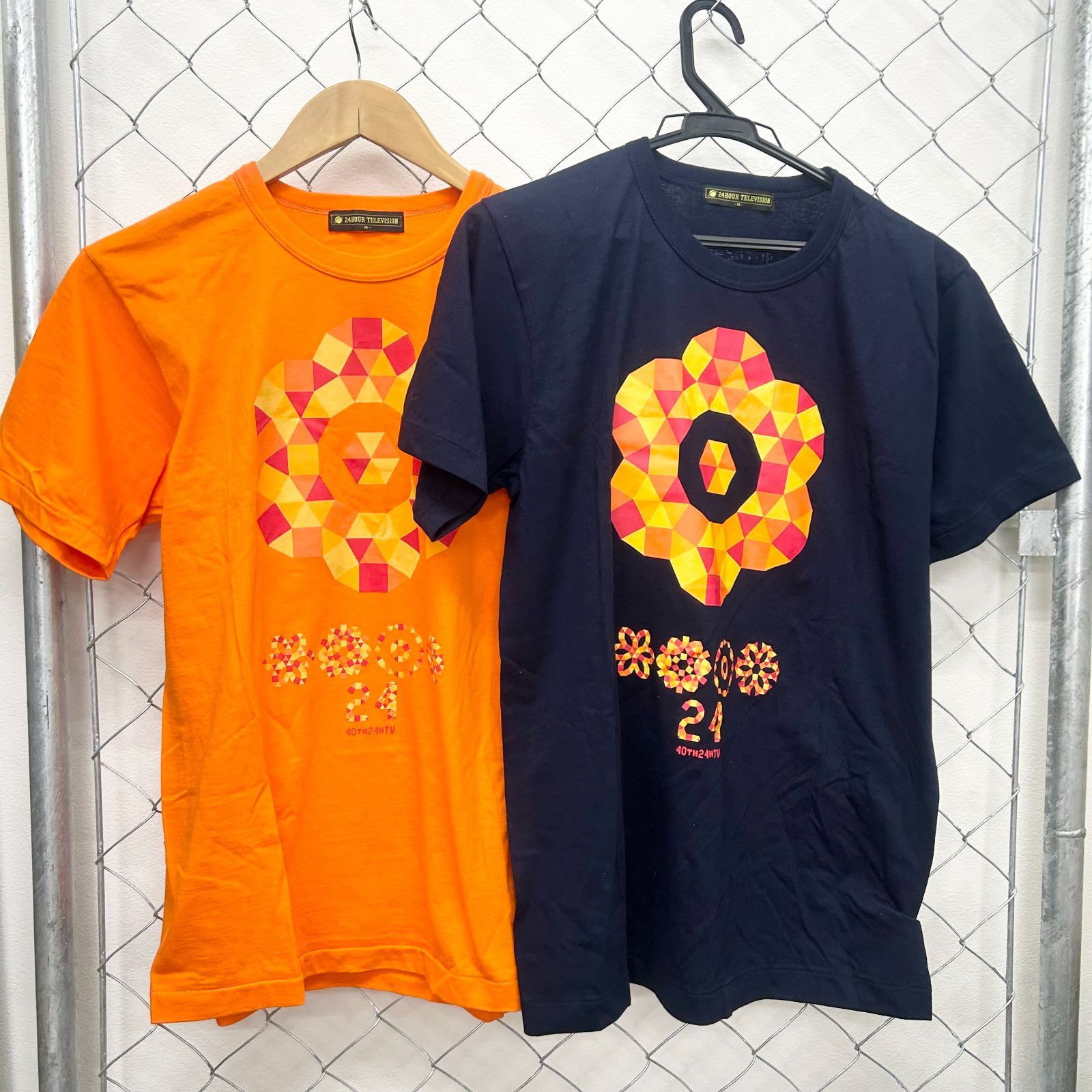 [Final price cut!] [Clothing Bulk Sale 2 Piece Set] 24 Hour TV Chari T Shirt Top Yoro Asao 2017 40th Orange Navy Flower Flower Size M Women's Men's Clothing Short Sleeve Charity