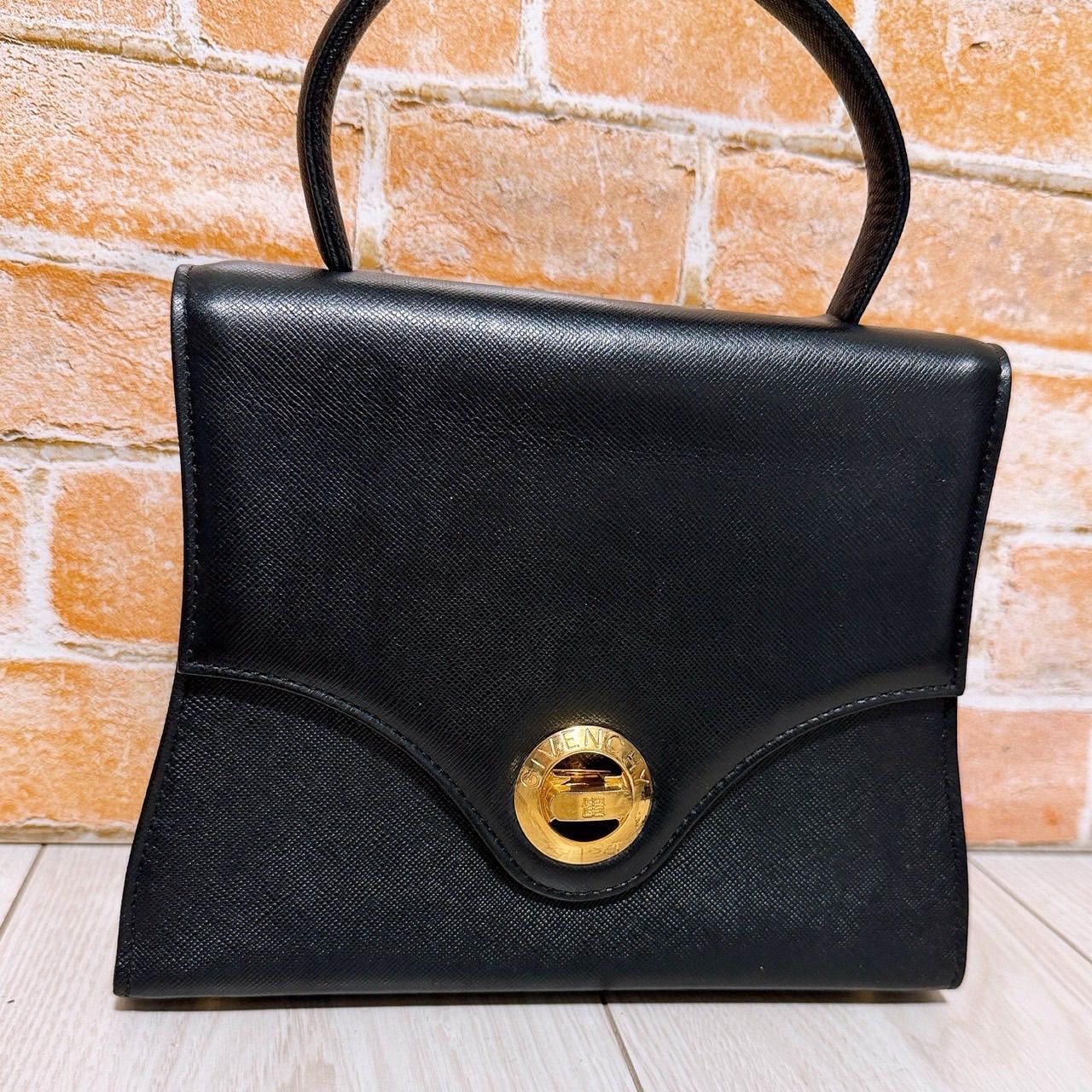 (美品) GIVENCHY(ジバンシー)ハンドバッグ レザー ブラック