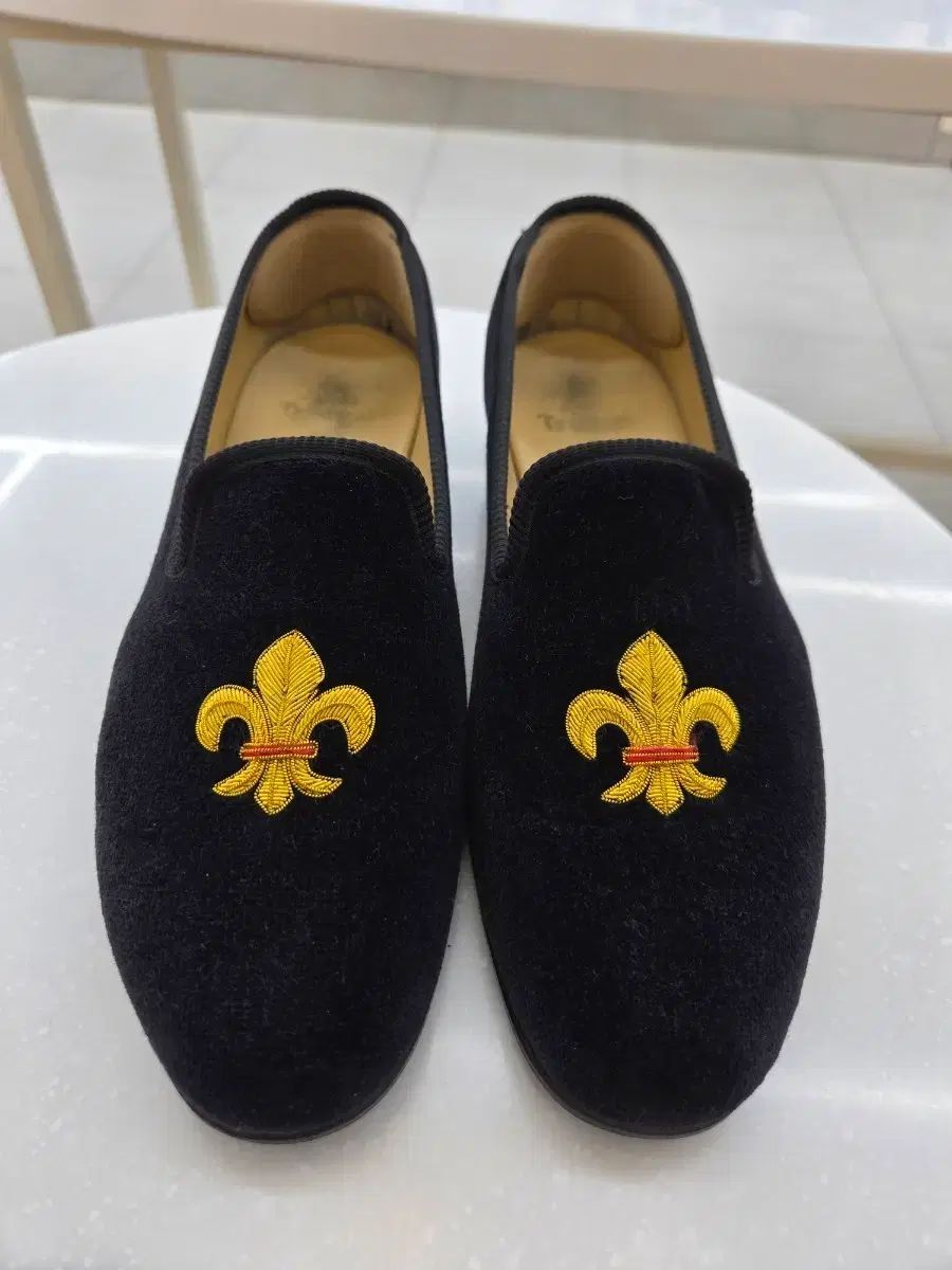 tricker's ローファー