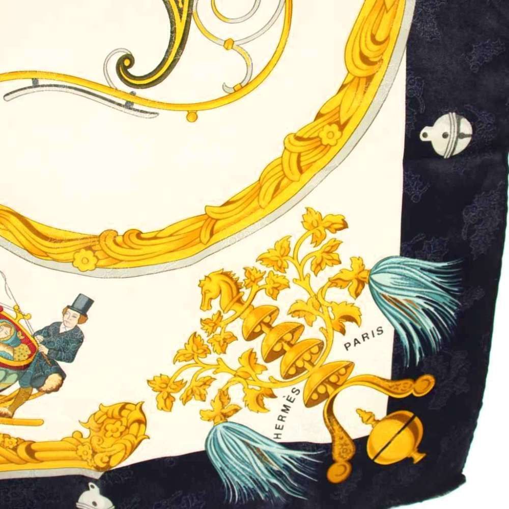 エルメス HERMES スカーフ カレ 90 Plumes et Grelots 羽飾りと鈴
