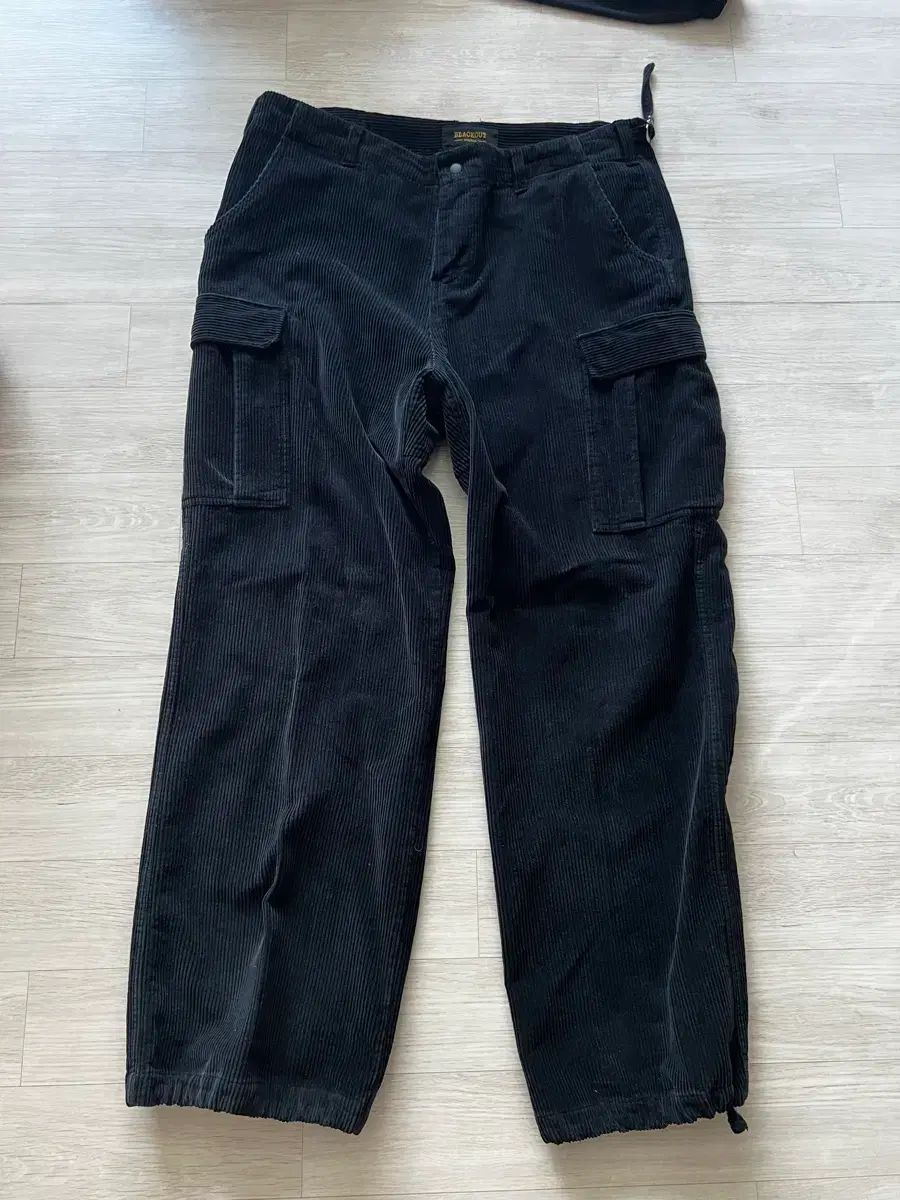 ブラックアウト コーデュロイ カーゴ パンツ xl